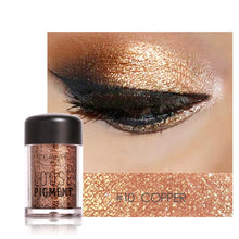 Load image into Gallery viewer, Focallure 18-Color Eye Makeup Glitter